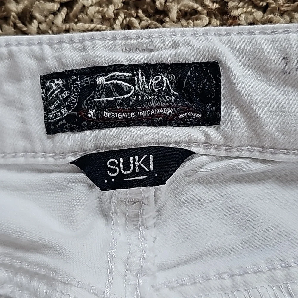 Silver Jeans - Suki Capri - Picture 5 of 6